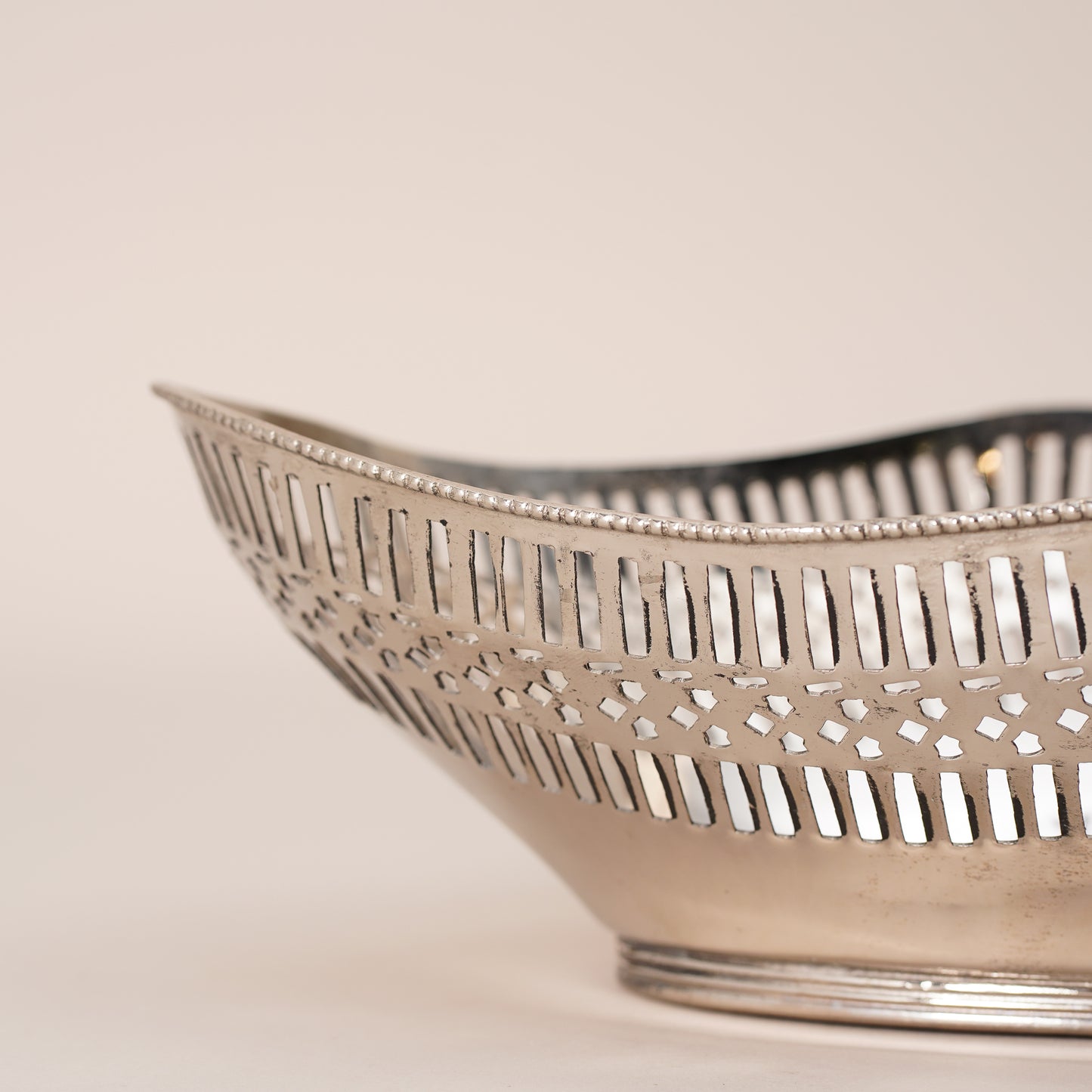 Lattice Fruit Bowl - SILVER